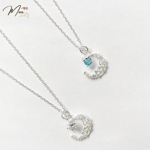 D4 - Dây chuyền trăng xanh