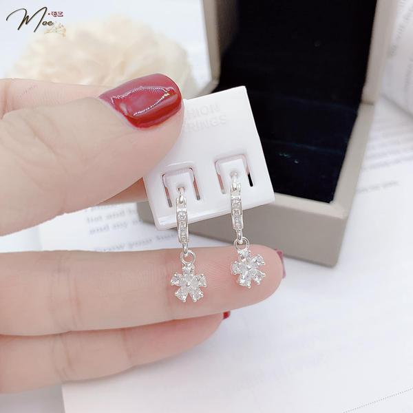 B12 - Khuyên tai bấm hoa mai