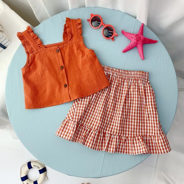 Chân váy kẻ caro