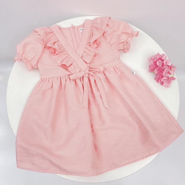 Váy cổ V bèo cánh tiên