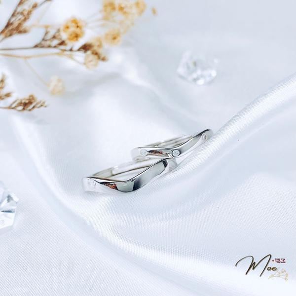 ĐN54 - Nhẫn đôi vương miện chữ V basic freesize