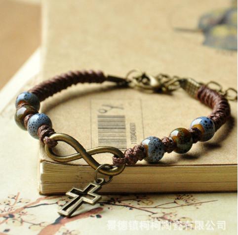 LT11 - Lắc tay thánh giá dây dù