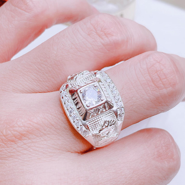 NN37 - Nhẫn nam đá chủ viền la mã