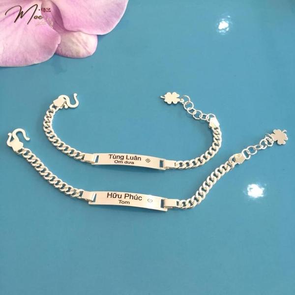 ĐT21 - Lắc tay đôi khắc tên in thẻ vuông