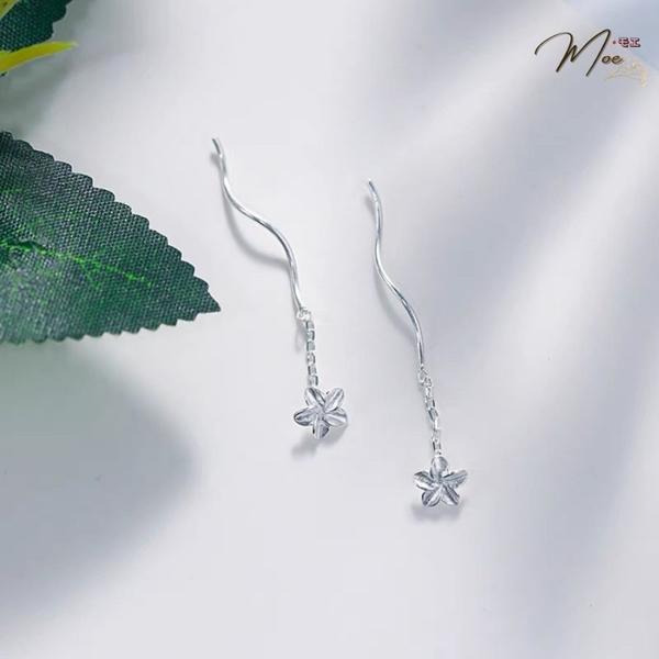 K64 - Khuyên hoa dải xoắn