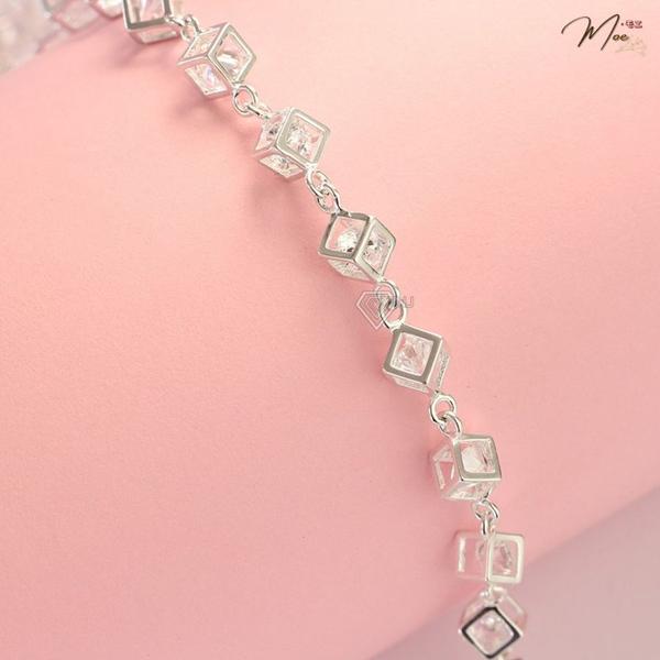 LT66 - Lắc tay lập phương