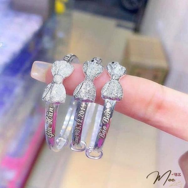 B41 - Vòng tay cứng nơ điệu đà