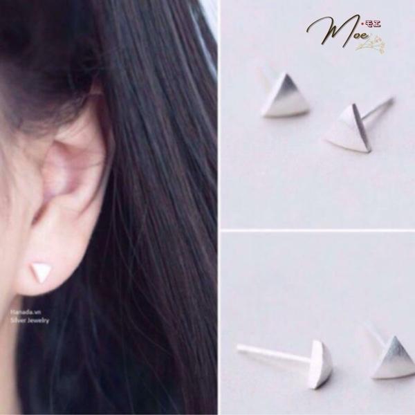 K69 - Khuyên tai tam giác full đá