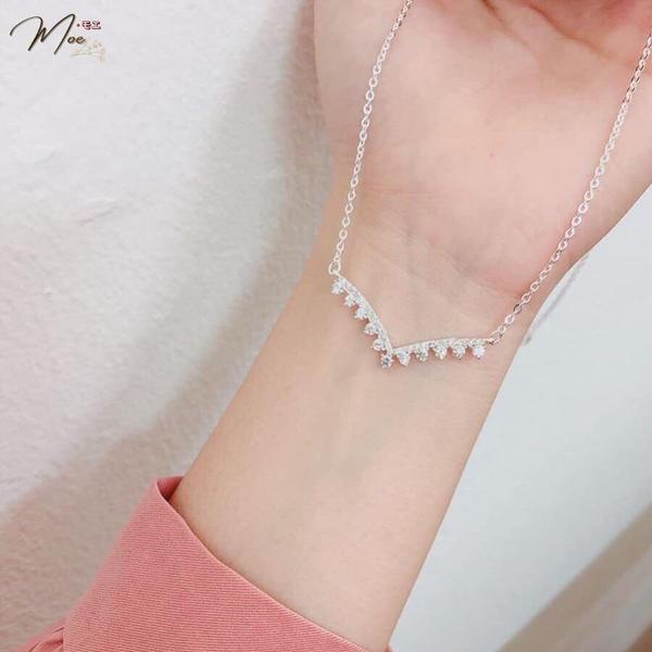 D12 - Dây chuyền V cánh én