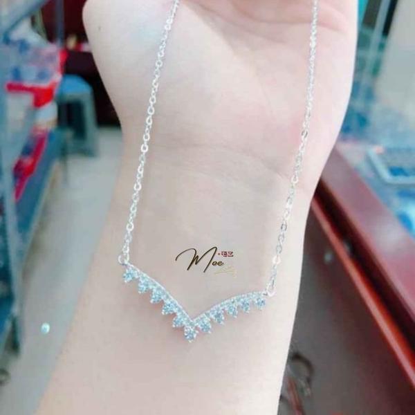 D12 - Dây chuyền V cánh én