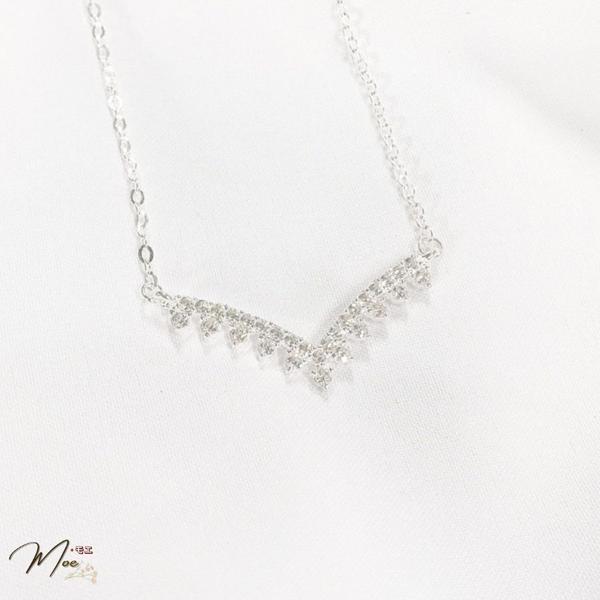 D12 - Dây chuyền V cánh én