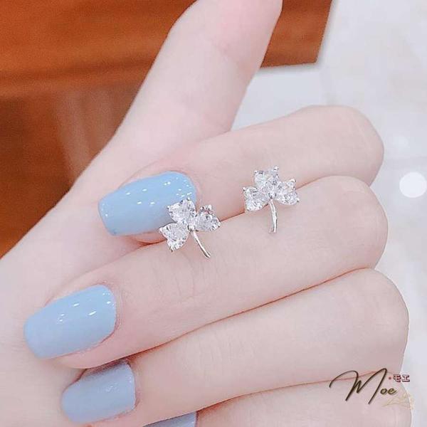 K145 - Khuyên tai cỏ 3 lá
