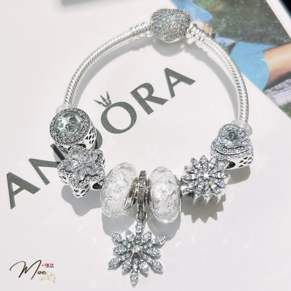 Mua Vòng Đeo Tay Pandora Moments Bright Snowflake Mesh Bracelet 598616C01  Màu Bạc Size 19 - Pandora - Mua tại Vua Hàng Hiệu h062043