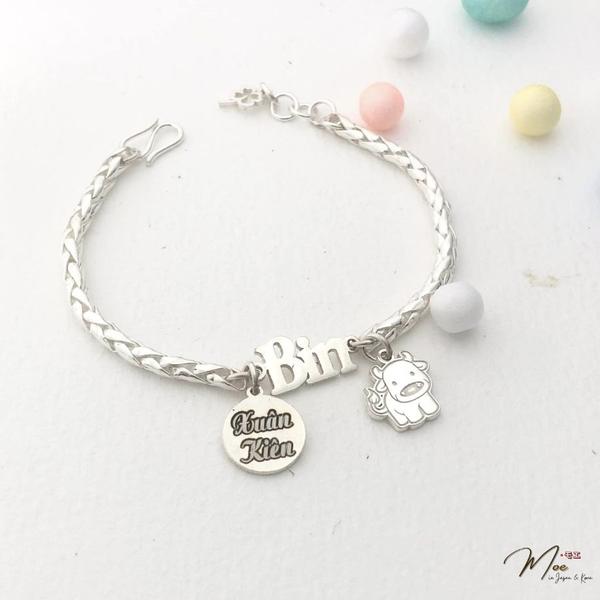 B3 - Lắc tay vảy rồng khắc tên gắn chuông