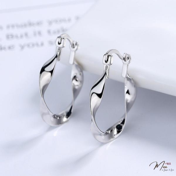 K228 - Khuyên tai bấm xoắn mảnh cá tính