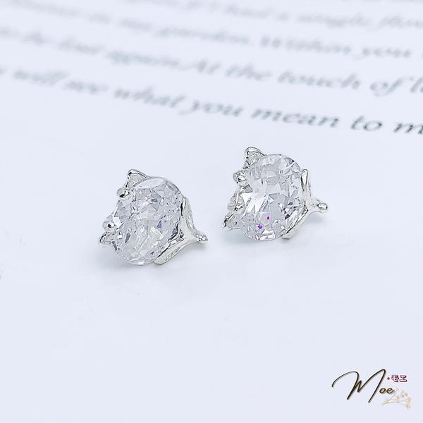 K101 - Khuyên tai hồ ly đá