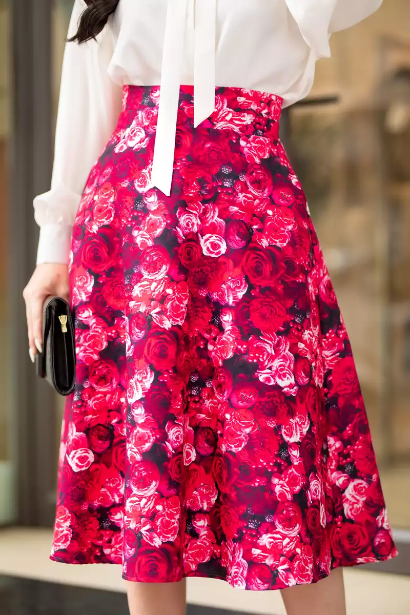 Chân váy xòe khóa đồng hoa hồng đỏ - Rose Skirt