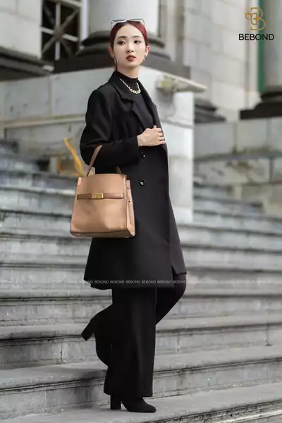Mangto kaki dáng vừa MÀU ĐEN- Amanda Dress