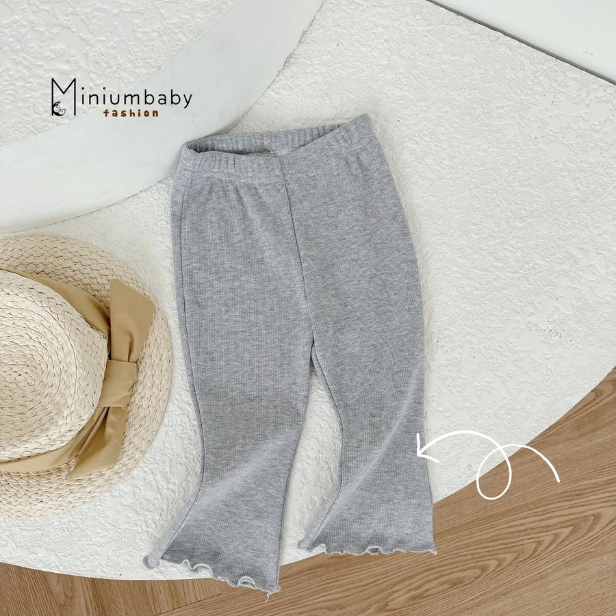 QD1650- quần dài trơn bé gái bèo gấu ghi