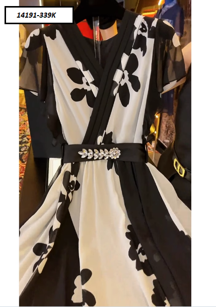 14191-Đầm xòe cổ xếp ly đắp chéo hai màu trắng đen (voan,lót)_thumbnail_0