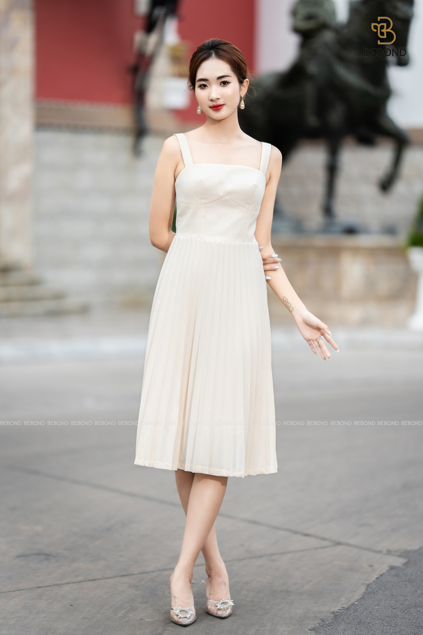 SET VEST ĐÍNH HOA MÀU BE- SHERWIN SET_thumbnail_2