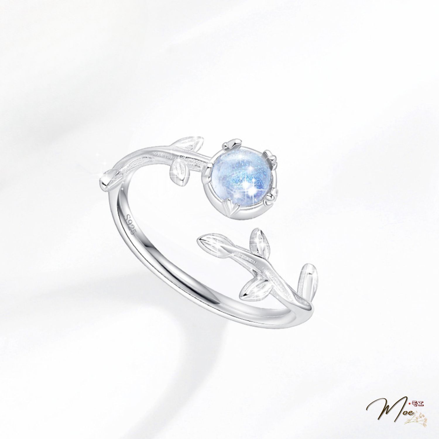 N145 - Nhẫn lá non đá moonstone freesize