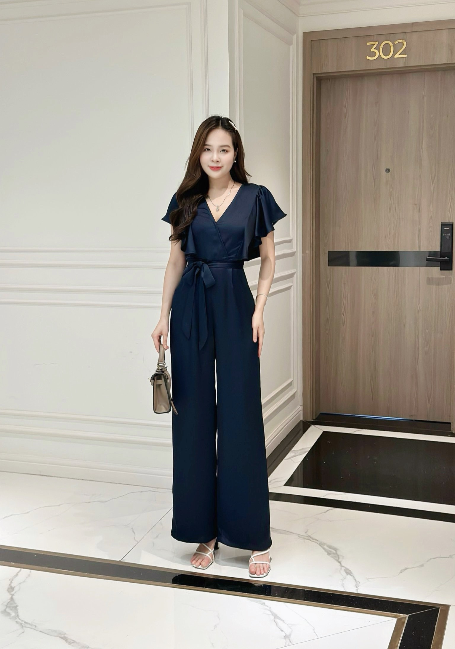 Jumpsuit lụa tay cánh tiên Hàn Quốc