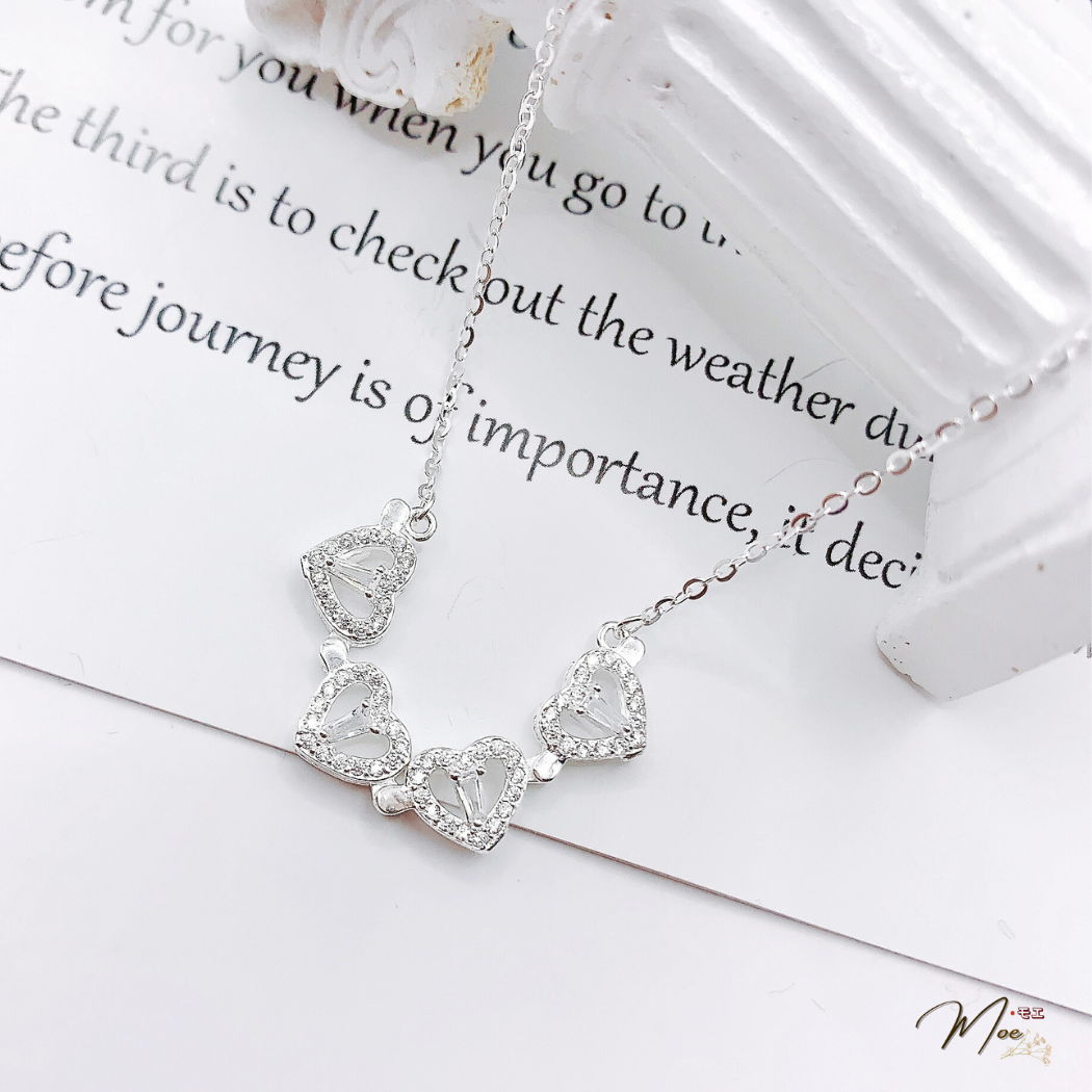 D18 - Dây chuyền 4 lá nam châm (2 kiểu đeo)