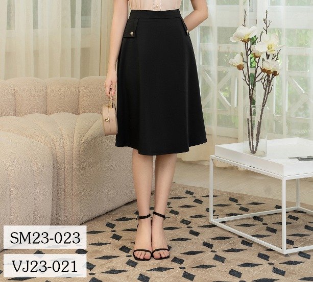 Chân váy xoè đính cúc