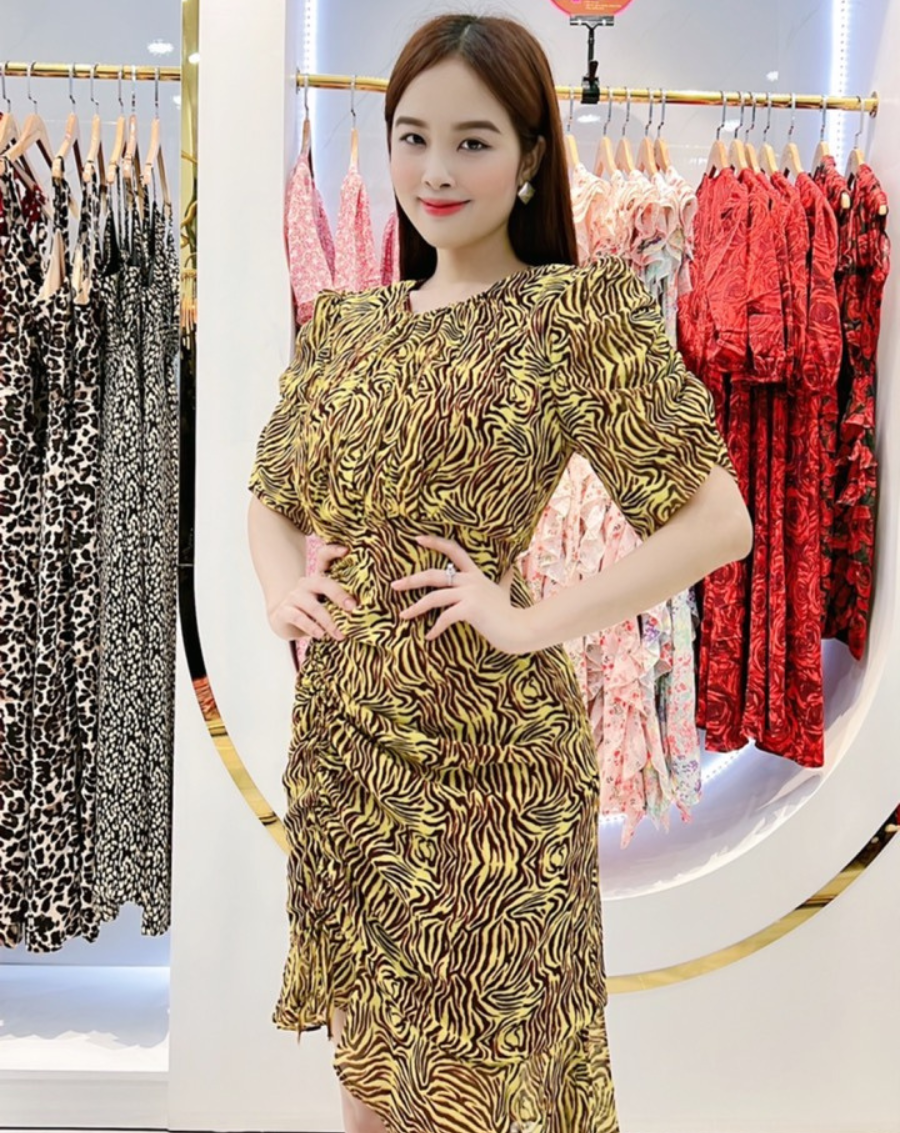 Đầm đuôi cá họa tiết rút dây_thumbnail_3