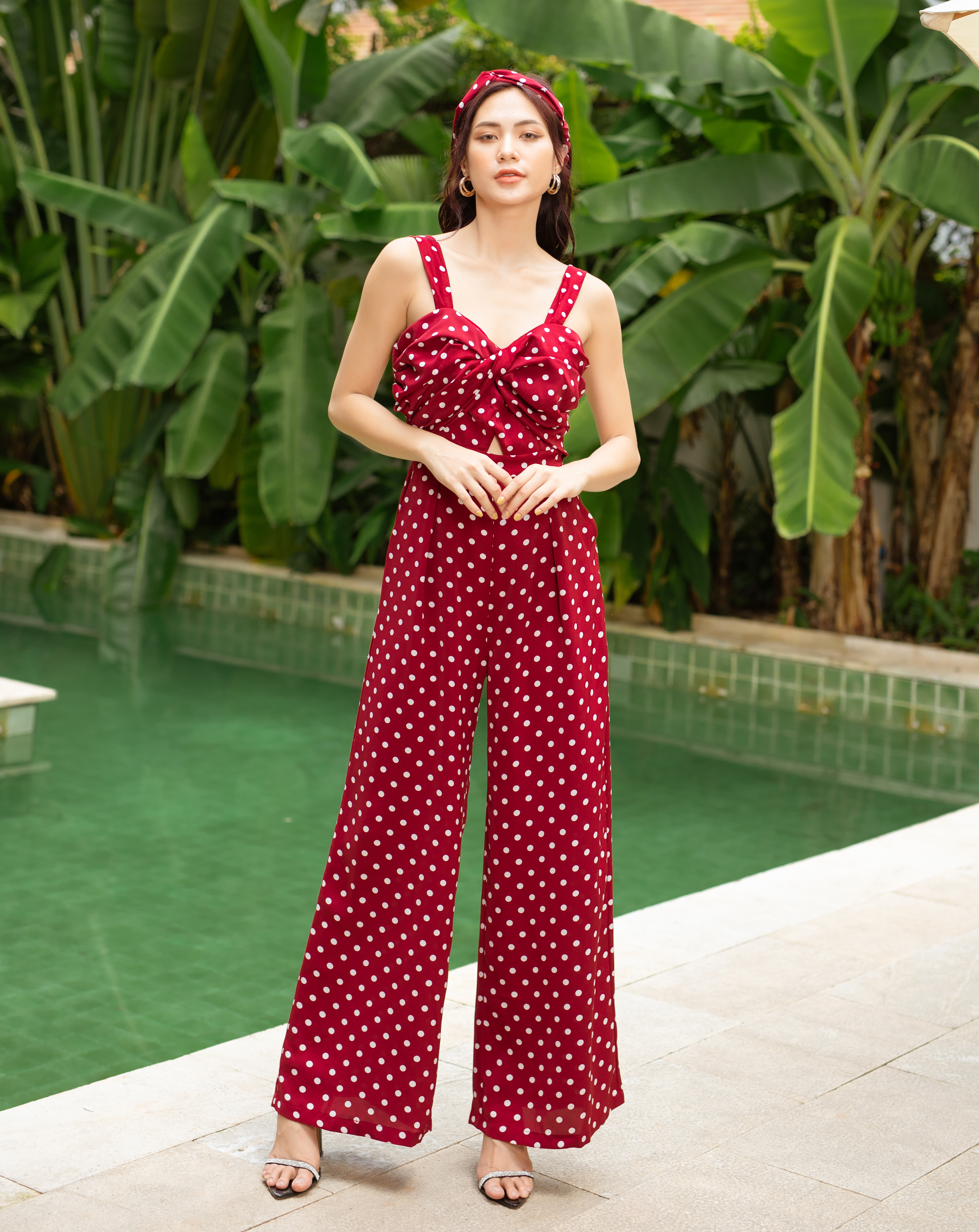 Jumpsuit dài 2 dây xoắn ngực_thumbnail_2