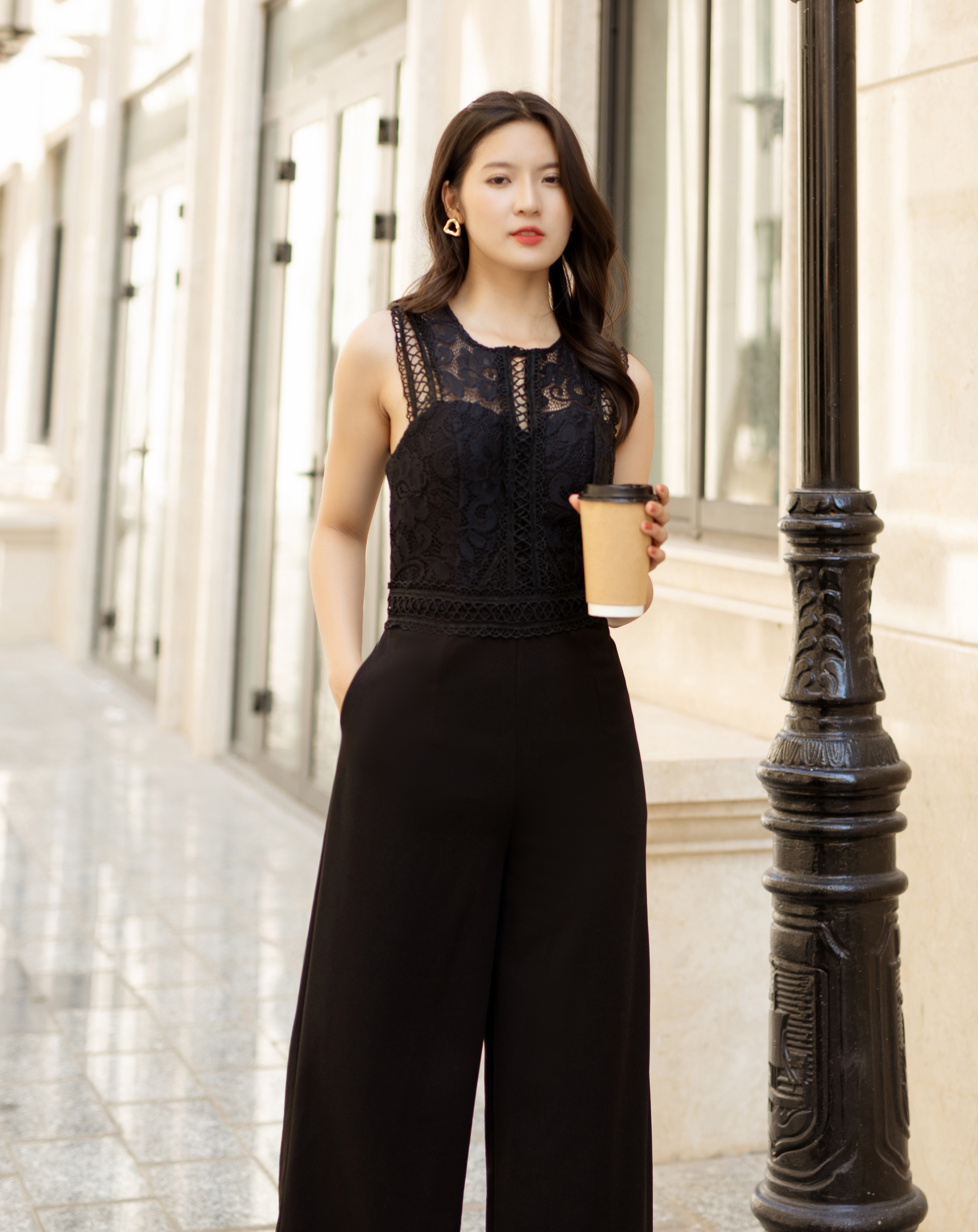 Jumpsuit dài ống rộng cổ tròn phối ren_thumbnail_8