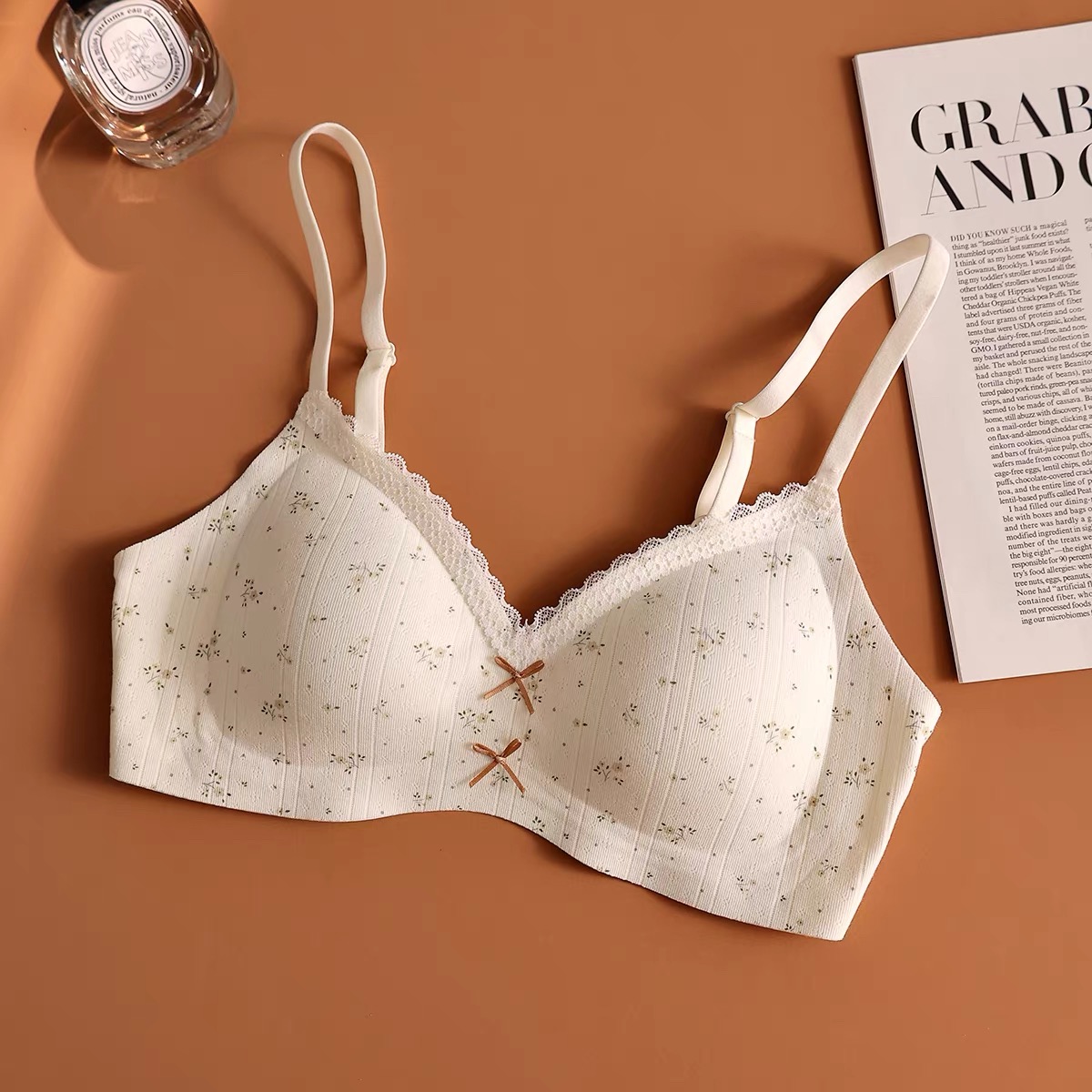 Bra cotton đục lỗ