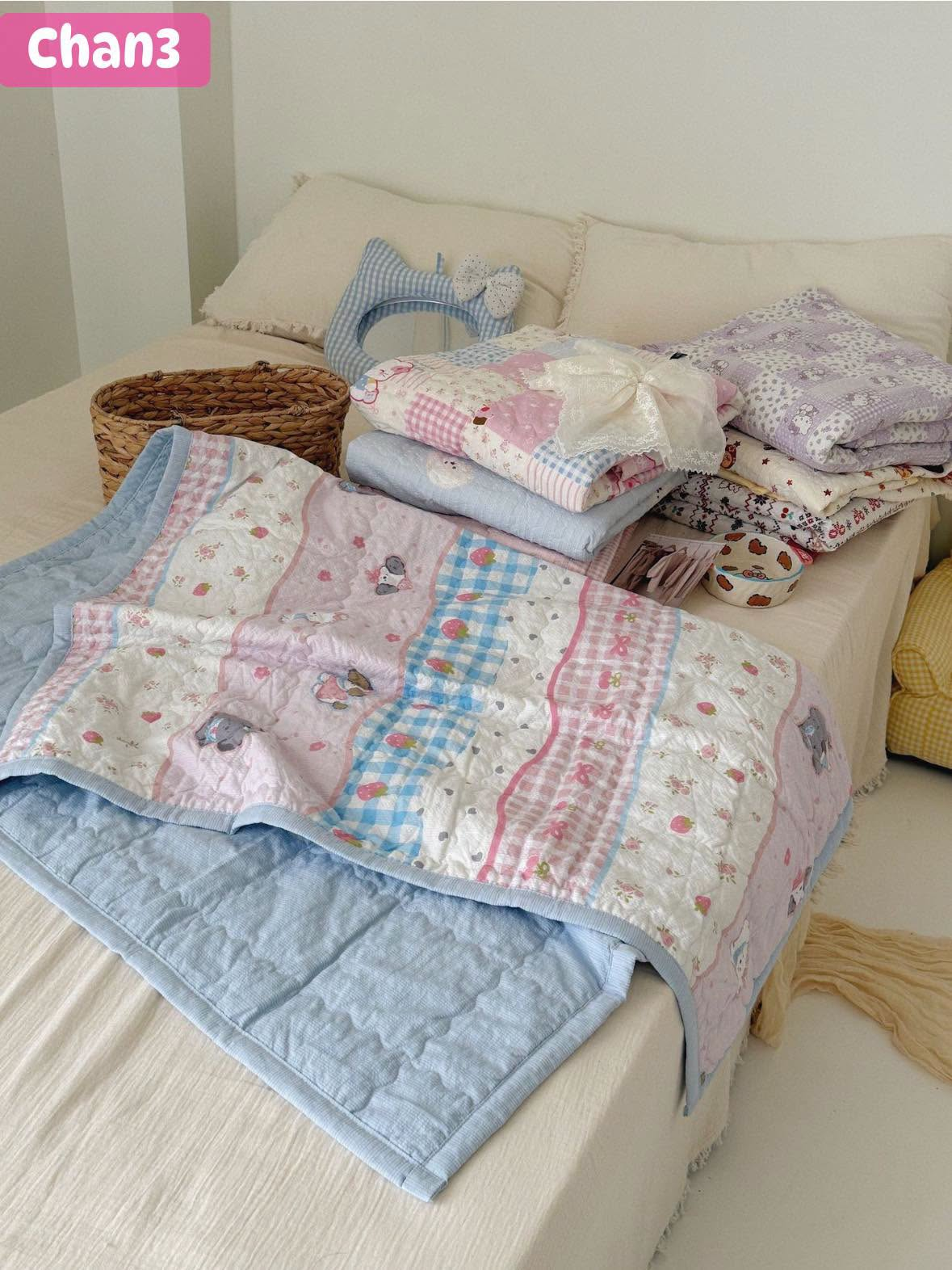 Chan3 - Chăn điều hòa chất cotton màu hồng họa tiết cún hãng Soybean_thumbnail_0