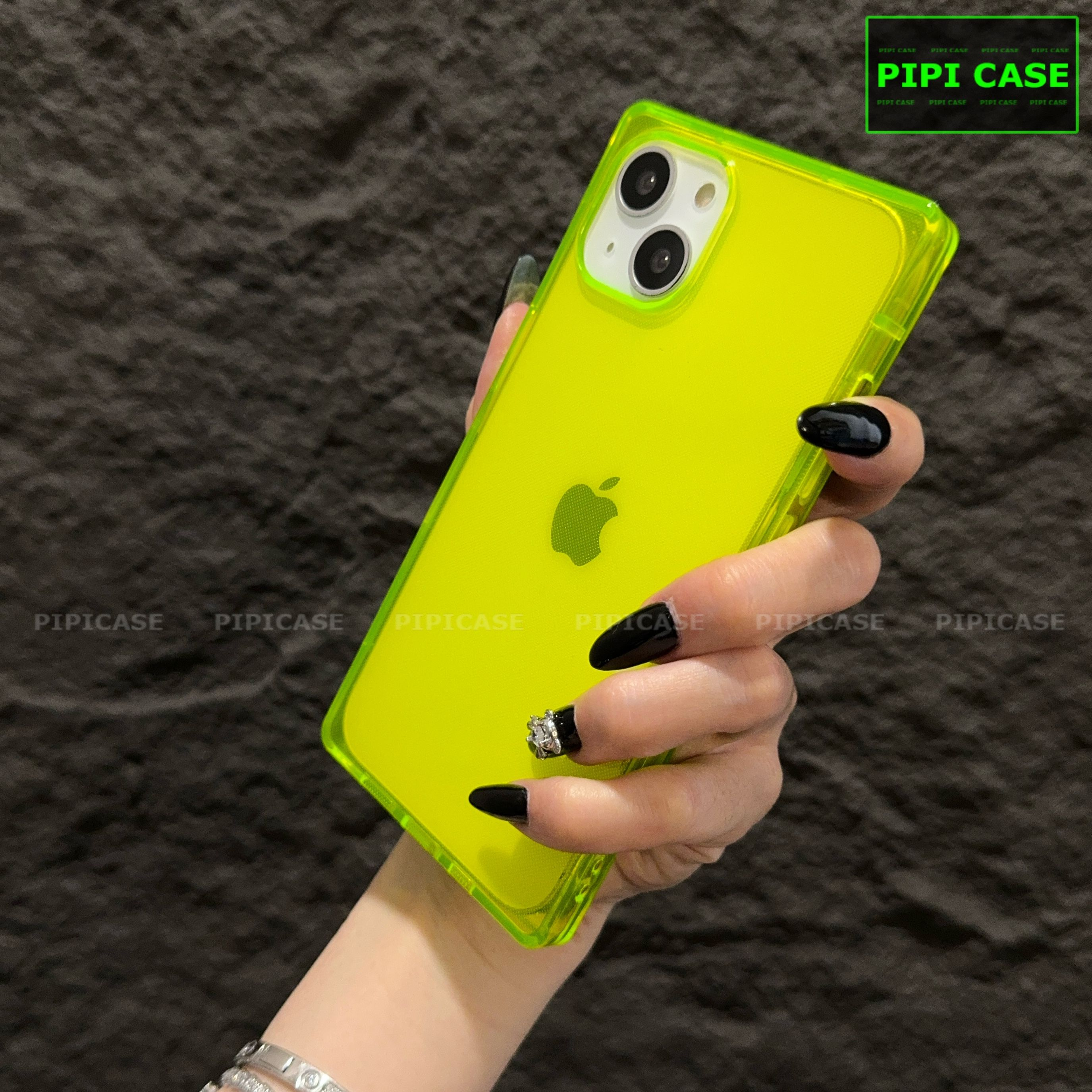 Ốp Lưng iPhone 13 - Layla - Vàng Dạ Quang