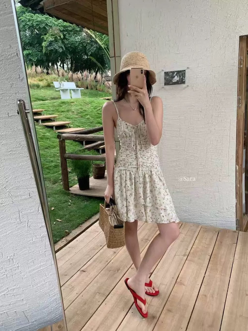 Lucas - Váy 2 dây hoa nhí xếp ly ngực buộc nơ dáng xòe ngắn_thumbnail_2