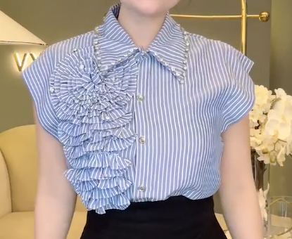 Sơ Mi Hoa Ngực Cổ Đá