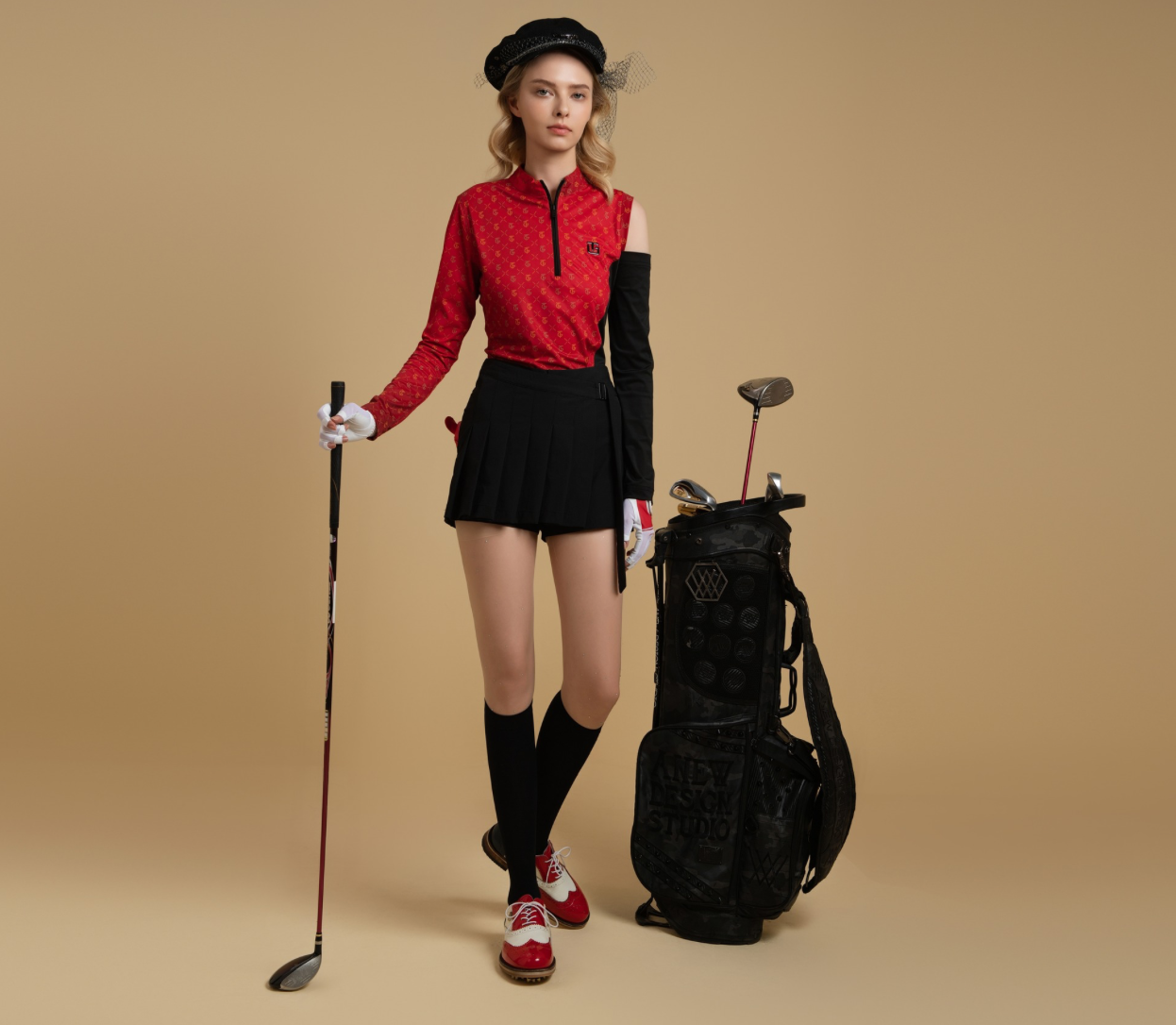 Áo Dài Tay Trễ Vai TG Monogram Đỏ Nữ_thumbnail_2