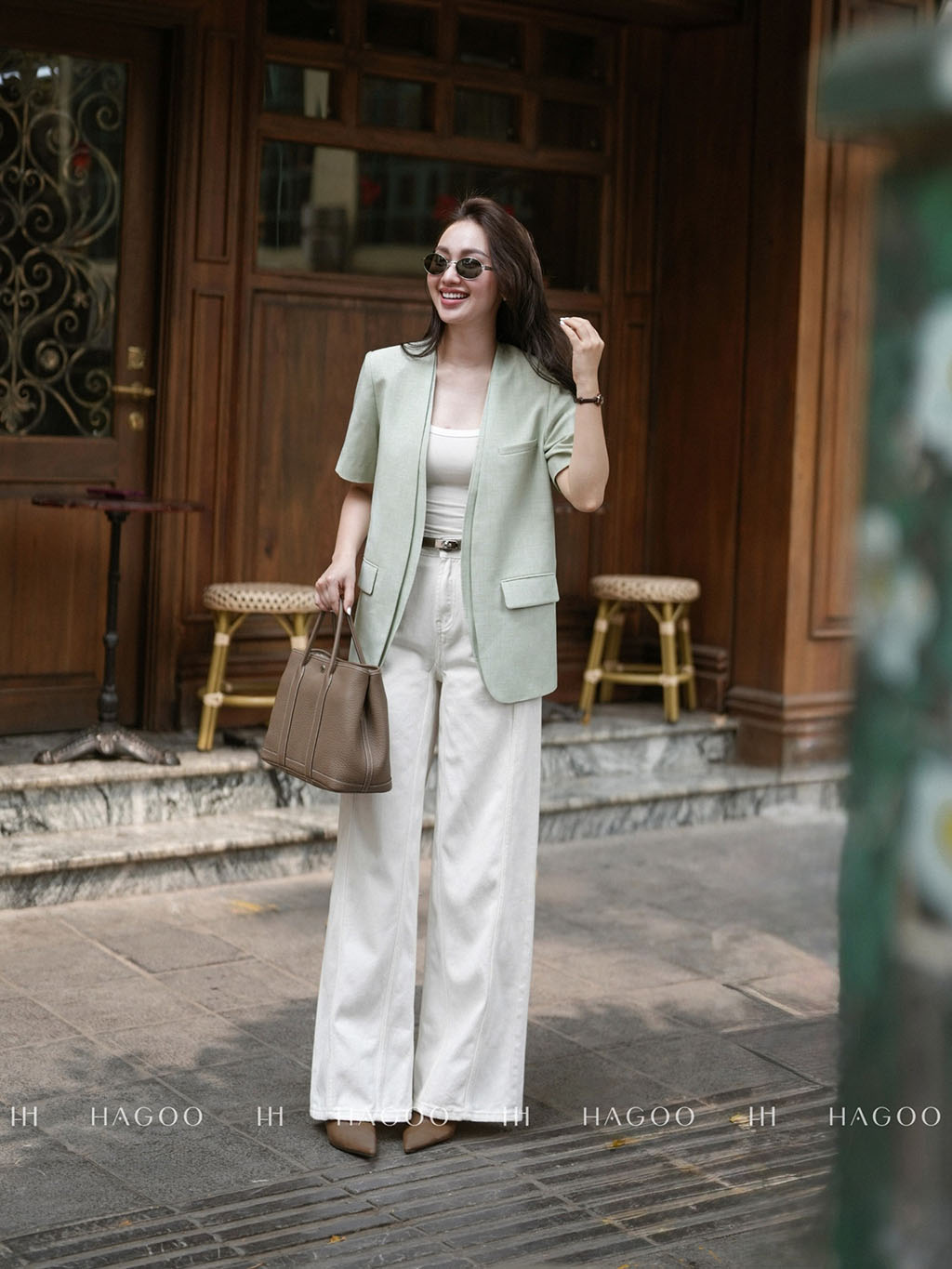 Áo Blazer suông 2 tà cộc tay_thumbnail_1