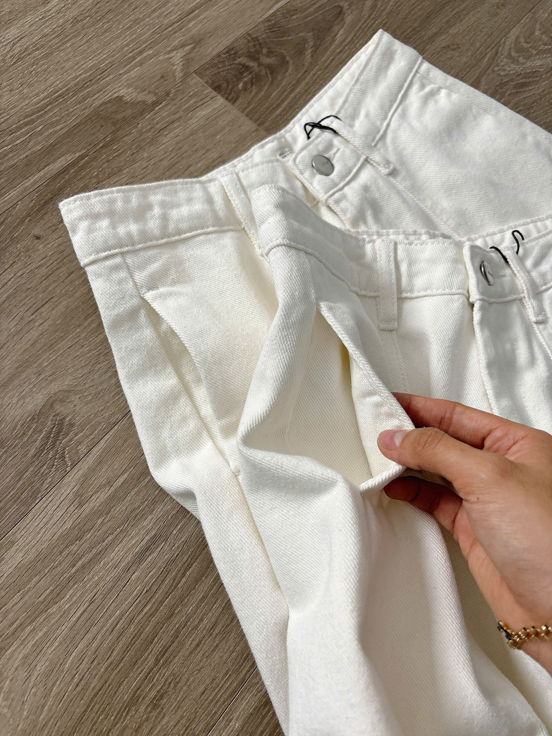 H126 QUẦN JEAN TRẮNG ỐNG CONG_thumbnail_2