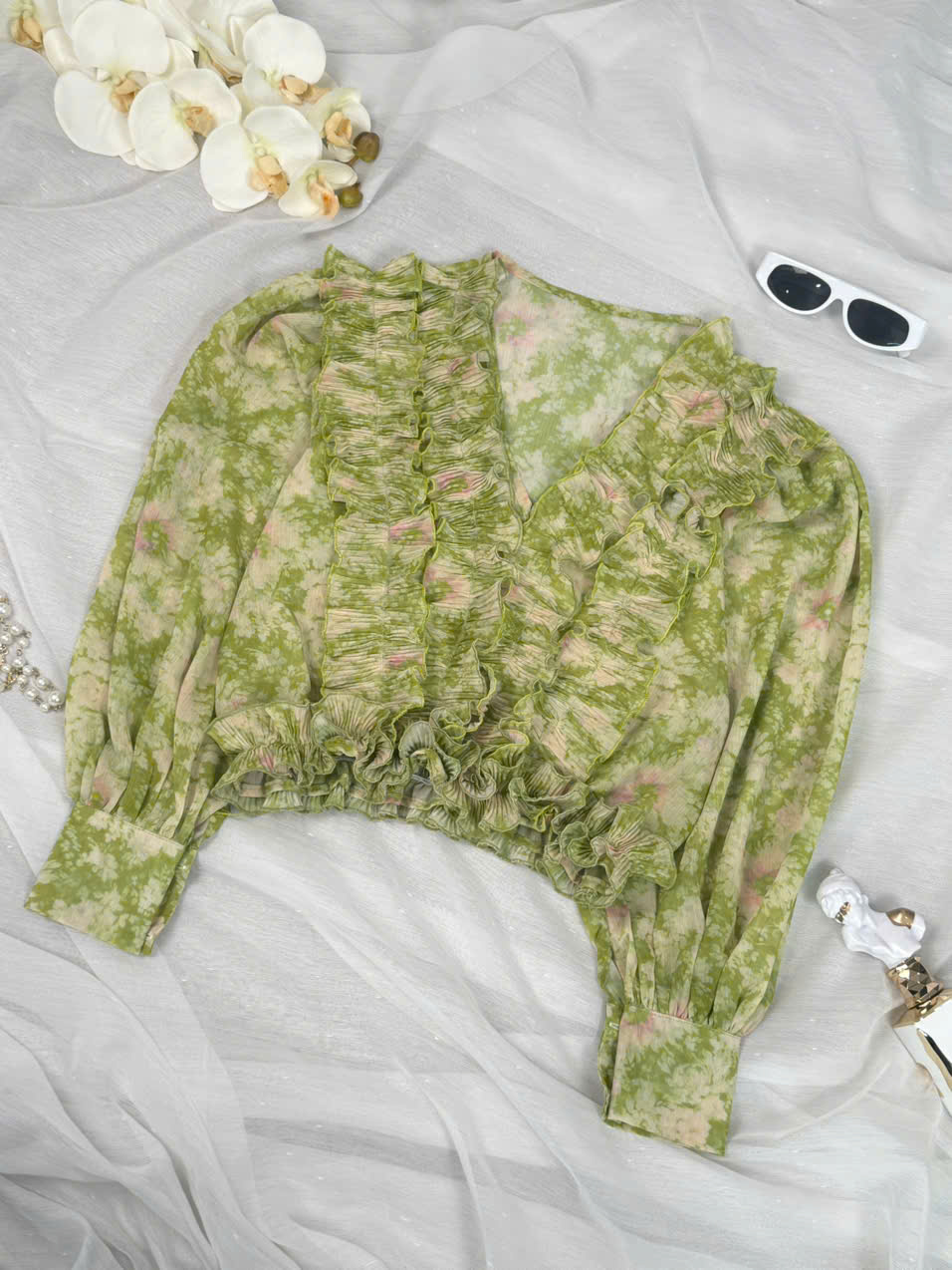 Áo Kiểu Cổ V Viền Bèo Nhún