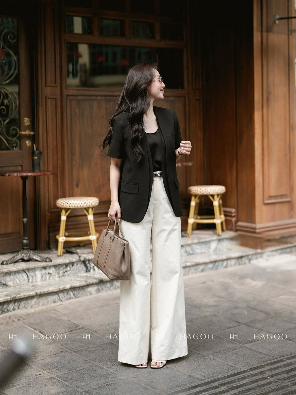 Áo Blazer suông 2 tà cộc tay