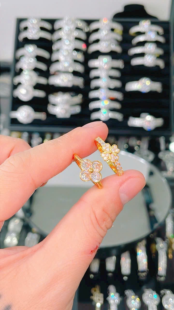 Nhẫn  Đá Cỏ 4 Lá