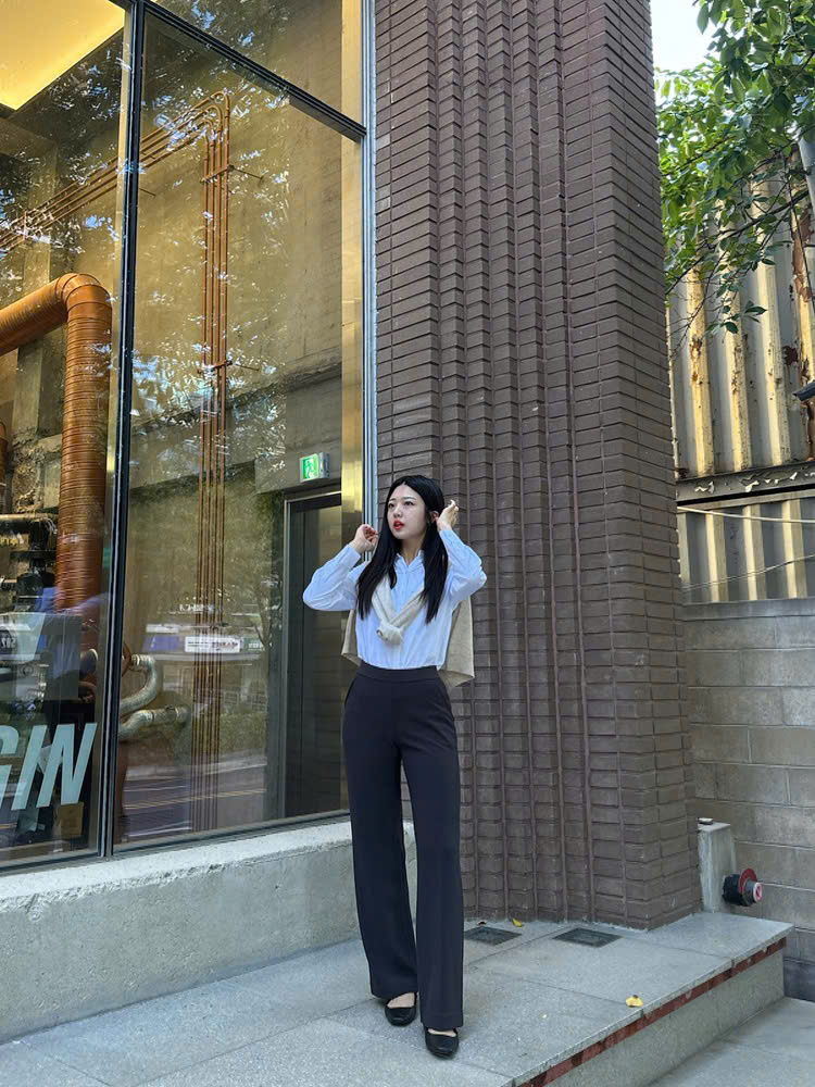 Q672 QUAN NU CLOVIS_thumbnail_2