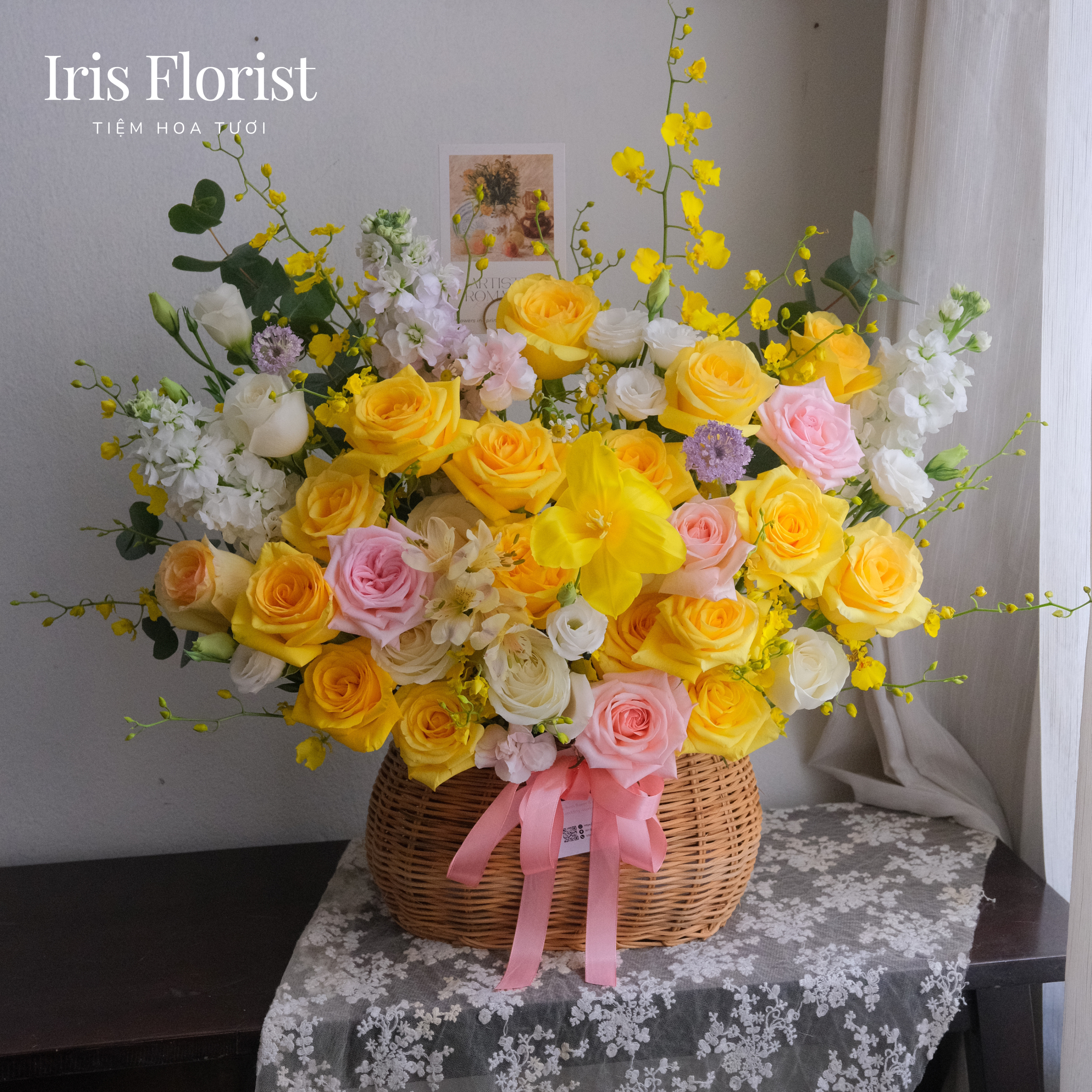 Golden Bloom Basket - Giỏ hoa hồng vàng_thumbnail_2