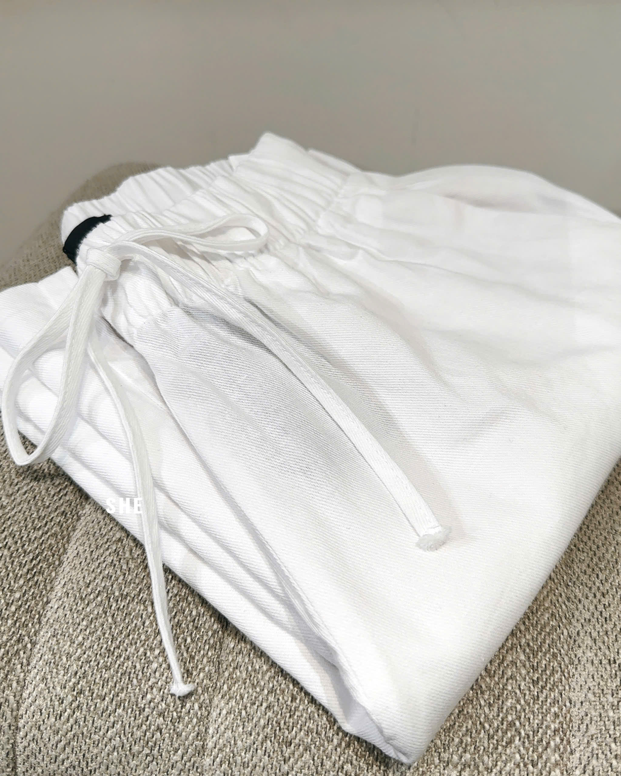H984 QUẦN LINEN ME TRẮNG_thumbnail_3