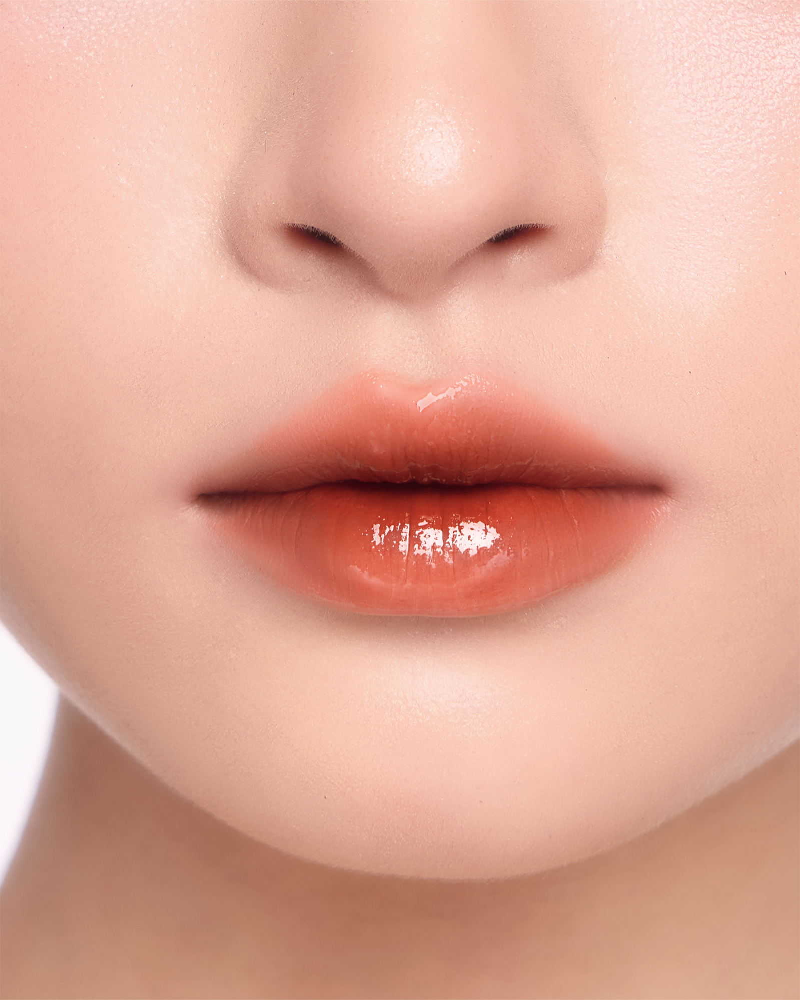 G03 Fire - Son bóng màu đỏ đất Trendy Beauty Lip Gloss Silver Shot