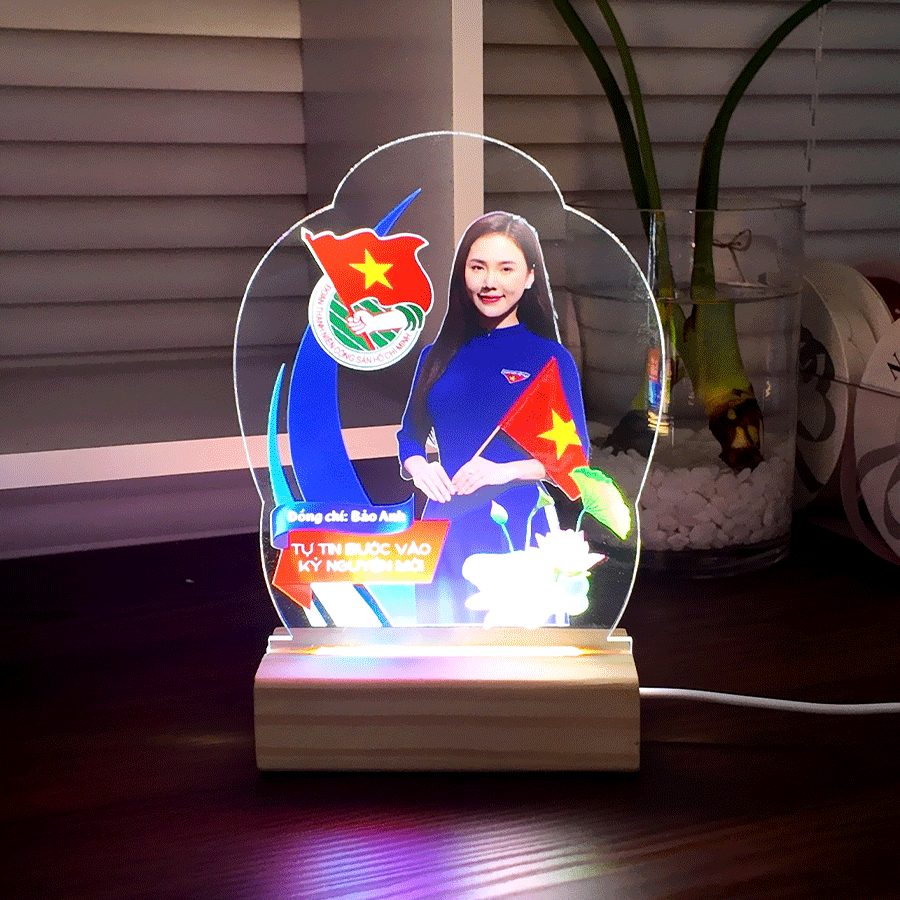Khung Ảnh Mica Đế Đèn LED In Ảnh Theo Yêu Cầu – Quà Tặng Đoàn Thành niên, hội nghị các dịp lễ_thumbnail_1