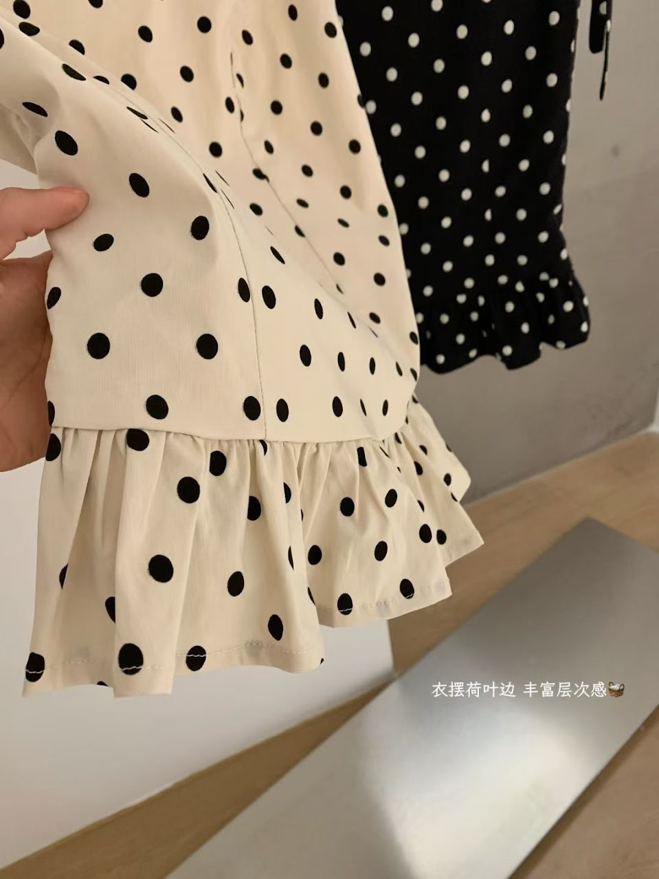 Áo zile nơ vai chấm bi gấu xòe WGWE_thumbnail_4