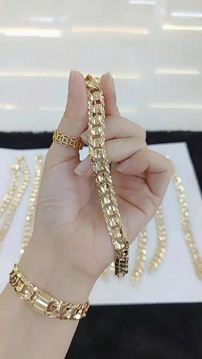 ComBo Lắc Lật Trơn + Tặng Nhẫn Kim Tiền